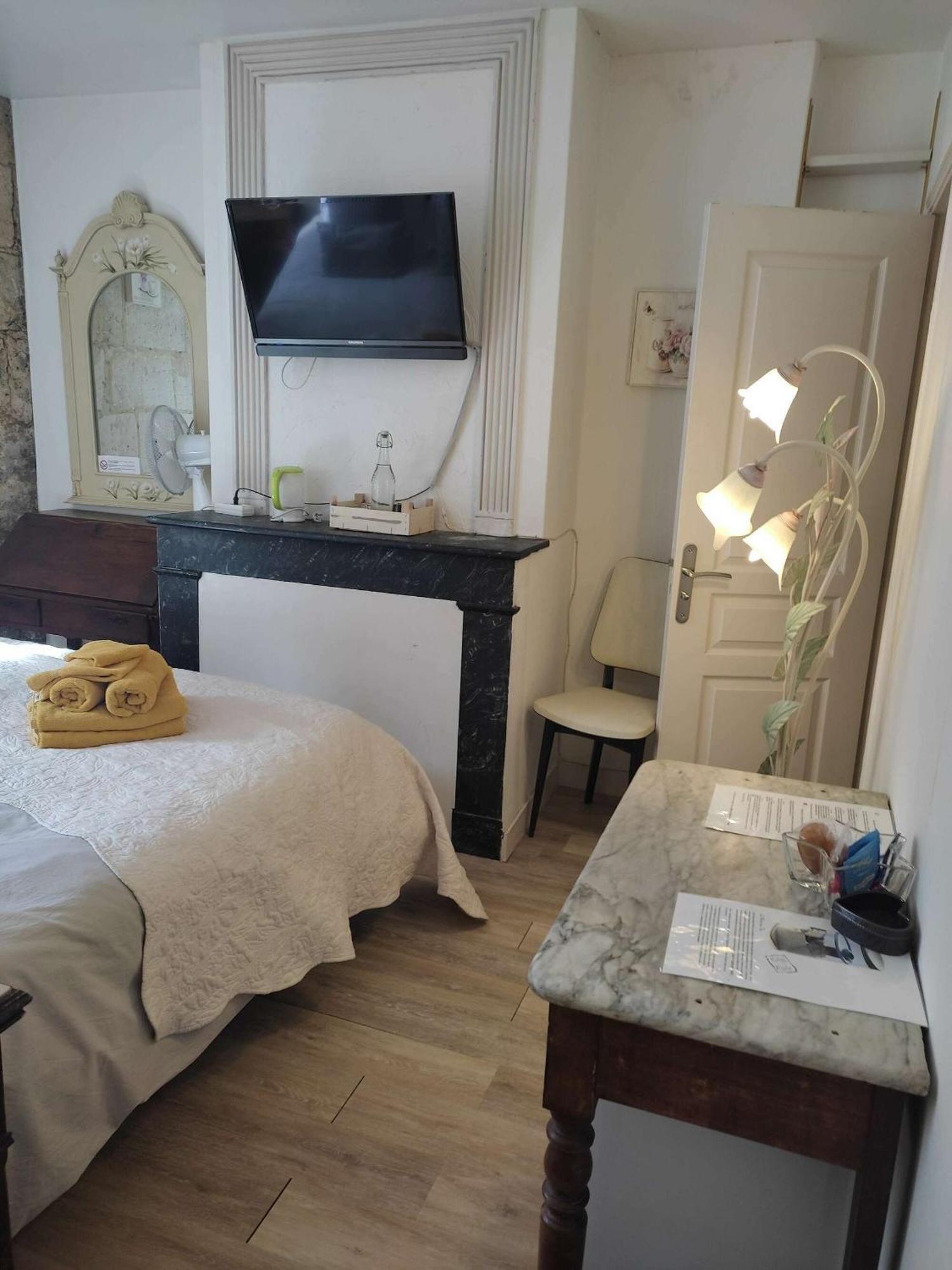 B&B Le Miroir Aux Fees Бордо Экстерьер фото